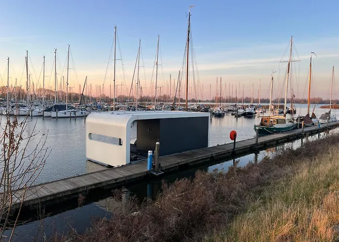 Tinyfloat Andijk